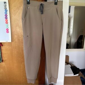 figs latte zamora jogger scrub pants